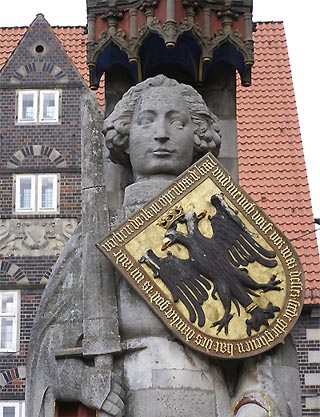 Rolandstatue in Bremen am Marktplatz vor dem Rathaus